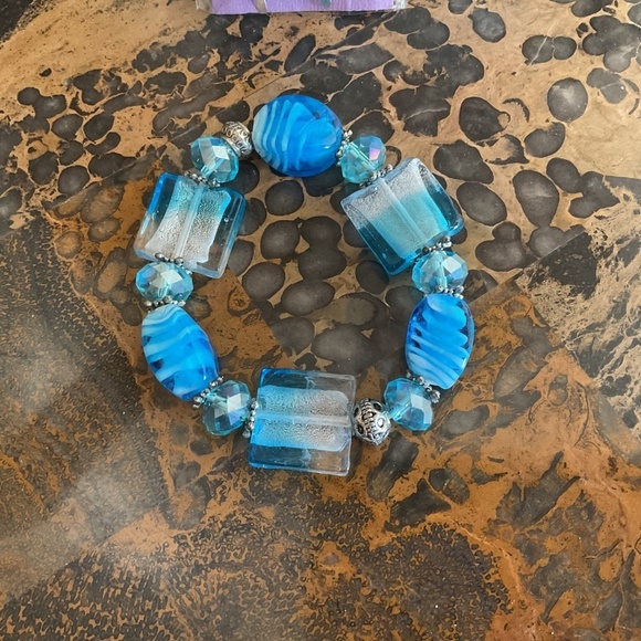 NWOT Hand blown blue glass beads hand made bracelet/earrings set - Picture 3 of 7